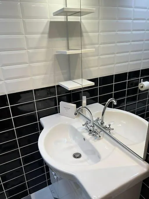 Le Paris Eiffel - Appartement Cosy En Plein Centre Bourgoin-Jallieu