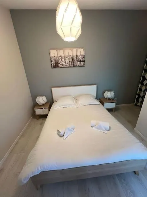 Le Paris Eiffel - Appartement Cosy En Plein Centre Bourgoin-Jallieu